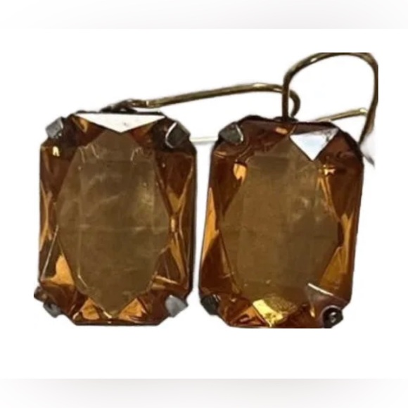 Jewelry - Elegant Earrings
